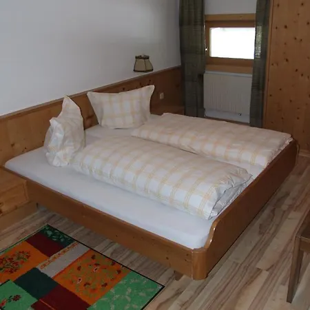 Han/Misafirhane Hauserwirt